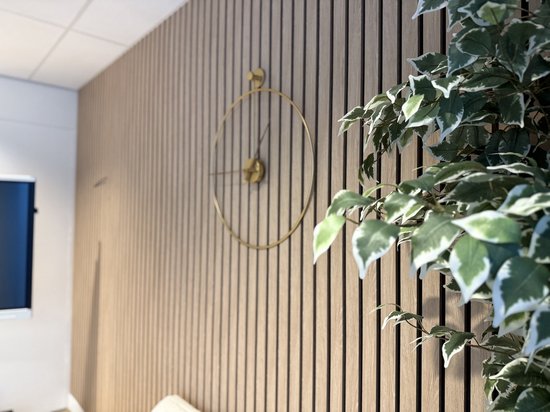 Zeckhome Golden Vérité – Grote Design Wandklok 60×70 cm – Goud – Inclusief Extra Gouden Wijzers & Reserve Motor - Afbeelding 6