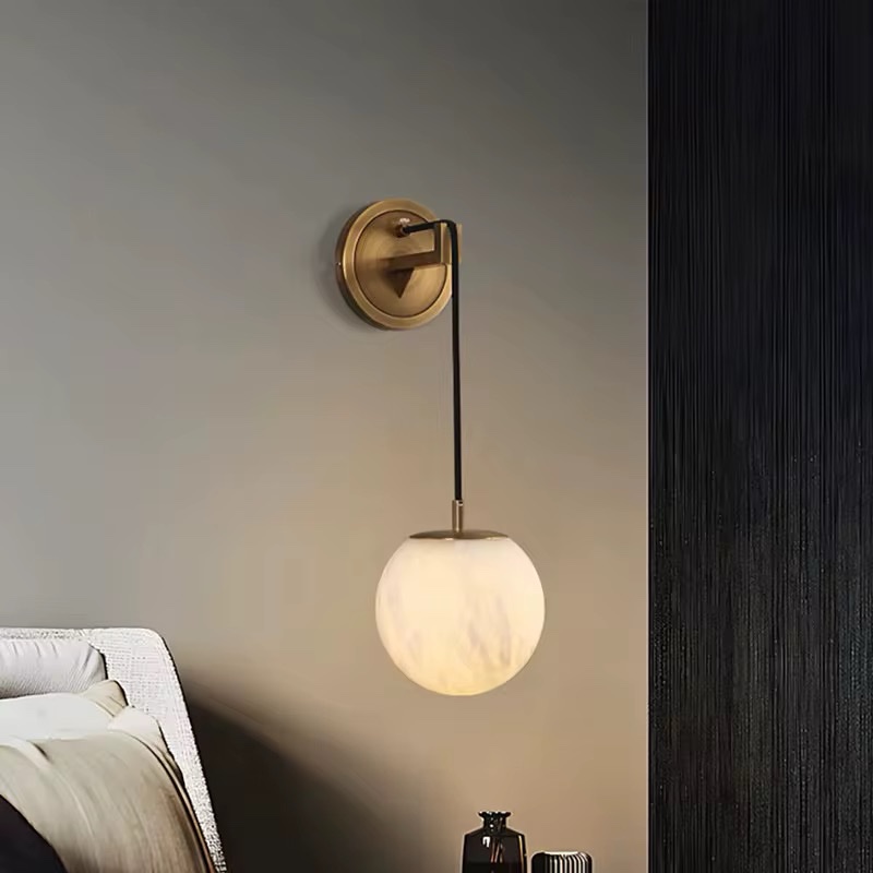 Zeckhome Solara Orb – Wandlamp – Albast & Messing – Luxe Bolvormige Designlamp – LED 3000K – Modern Interieur – Dimbaar - Afbeelding 6